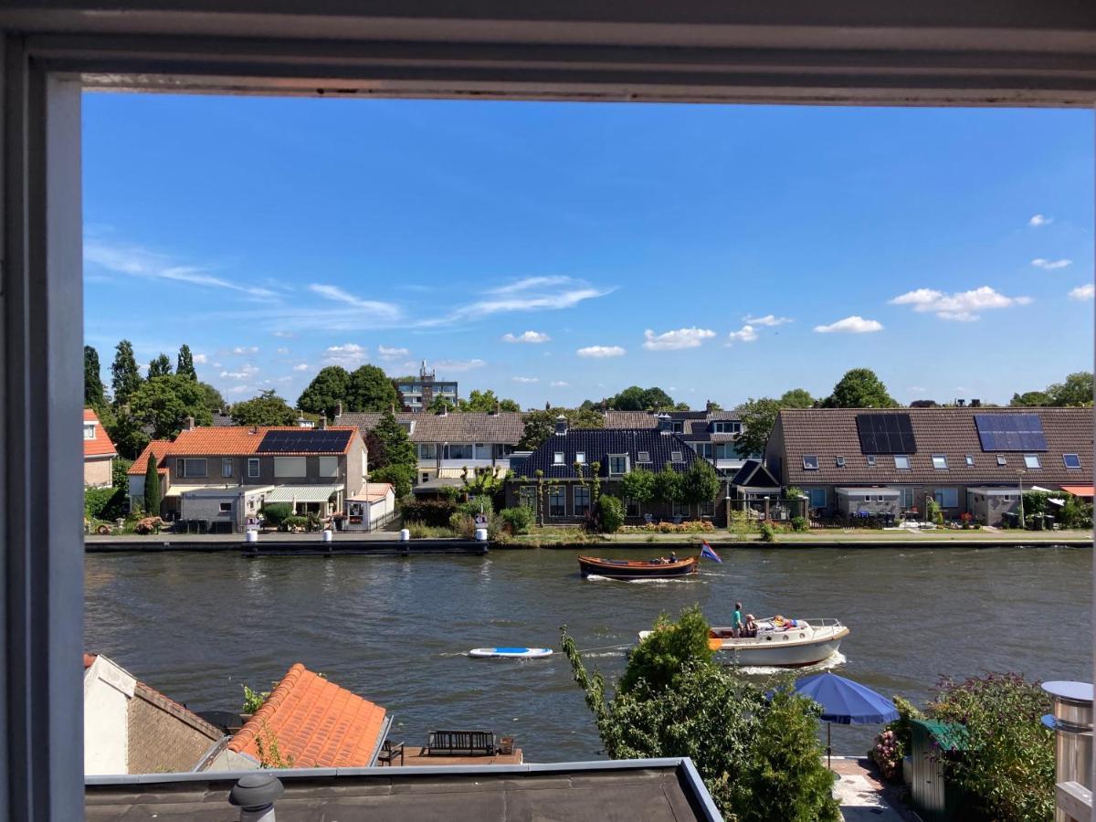 Luc'S Place, Waterbed Grote Kamer Zoeterwoude Exterior photo